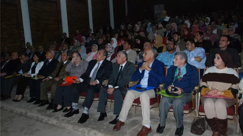 وزير الزراعة: التكنولوجيا الحيوية لم تخدم صغار المزارعين بالصورة الكافية حتى الآن