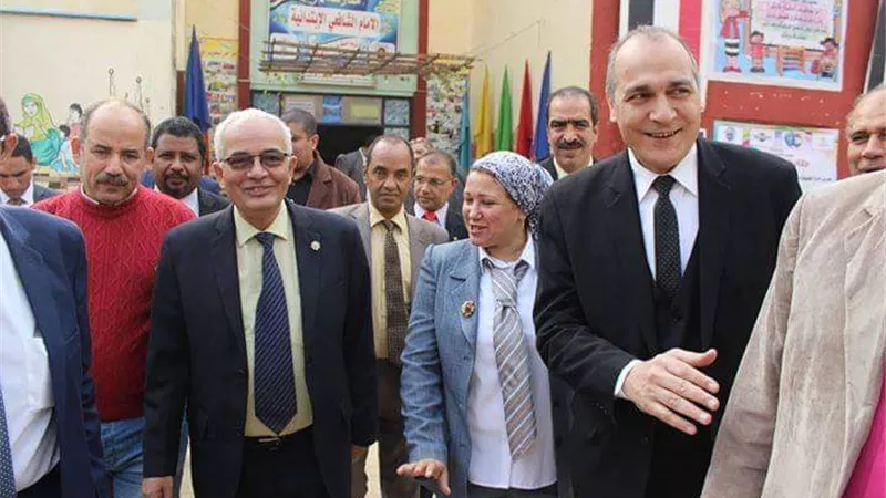 رئيس قطاع التعليم العام و مدير تعليم القاهرة يتفقدان إدارة الخليفة و المقطم