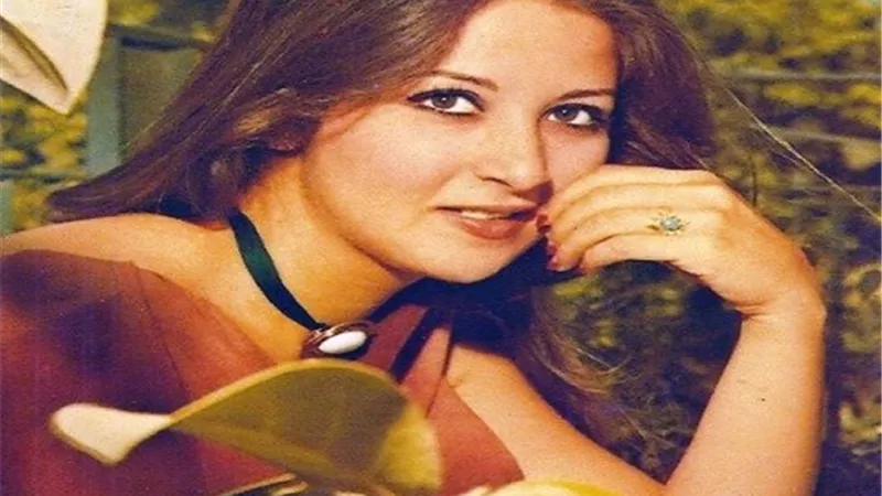 انستجرام يحمل رسائل خاصة للفنانة بوسى فى عيدها ال 65 .. صور