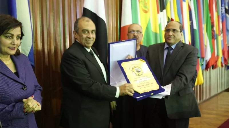 أبوستيت: الزراعة هي العمود الفقري للاقتصاد الوطني وطوق النجاة للأوطان