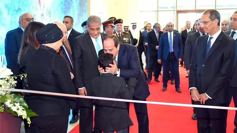 ياسين نجل الشهيد ساطع النعماني يشارك في افتتاح Cairo ICT