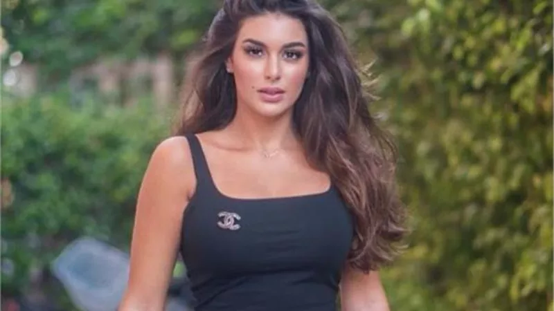 ياسمين صبري تظهر فى اسيا رغم اغلاق صفحاتها على مواقع التواصل