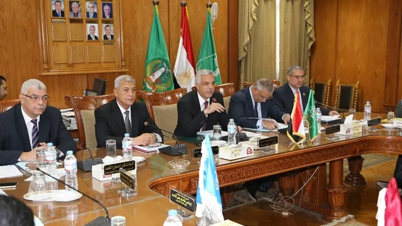 محافظ المنوفية&colon; الجامعة مؤسسة تنويرية بجانب دورها العلمى