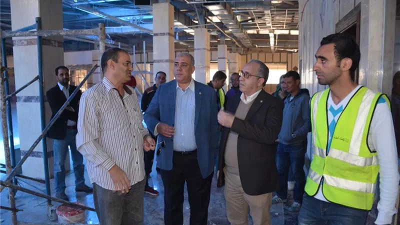 رئيس المترو والعضو المنتدب يتفقدان الأعمال النهائية لتطوير محطتى المرج.. صور
