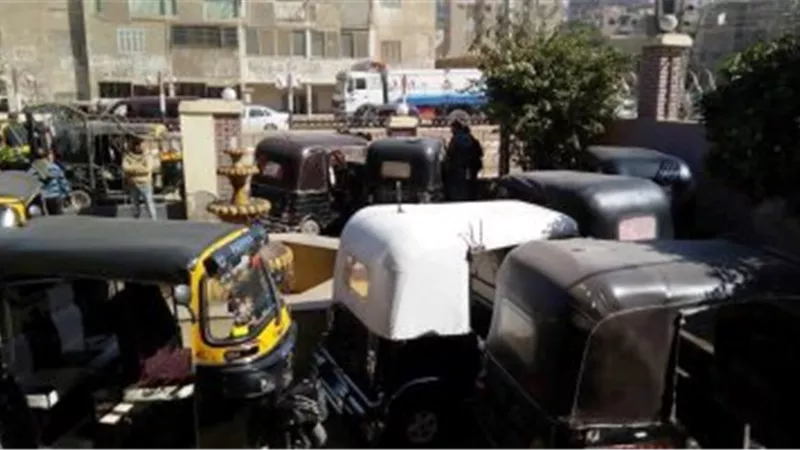 فتح باب ترخيص التوك توك بأسوان