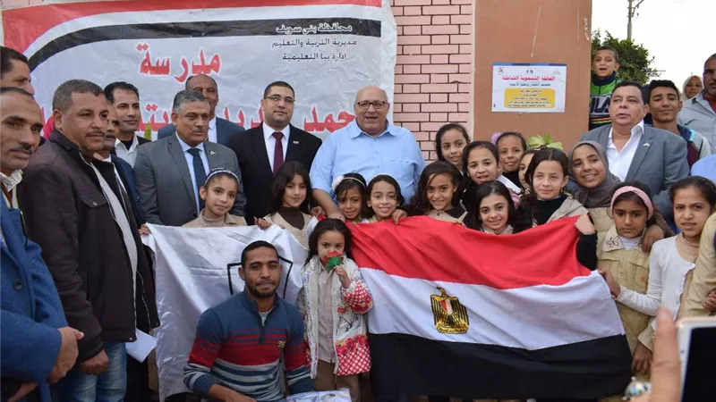 محافظ بني سويف و رئيس جامعة عين شمس يفتتحان فعاليات القافلة التنموية الشاملة