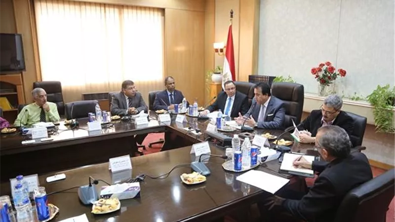 وزير التعليم العالي يطالب بإنشاء وحدة للتسويق بـ