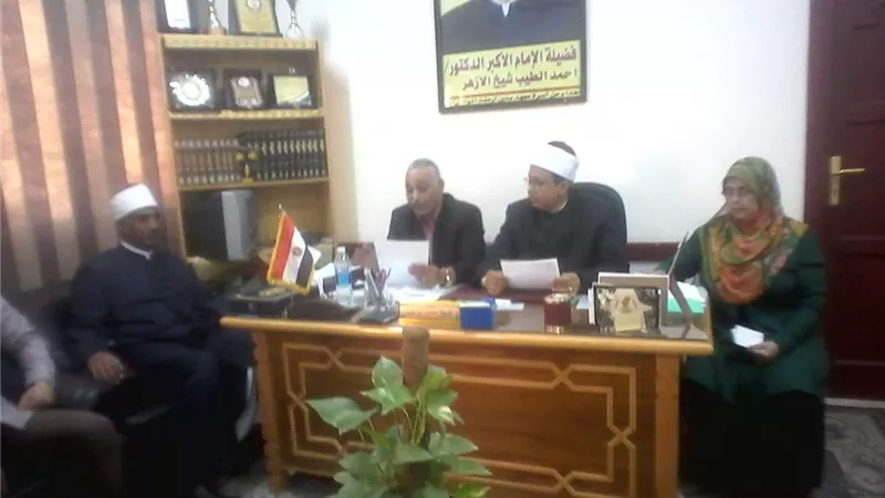 قرعة علنية للنظام والمراقبة بالشهادتين الإبتدائية والإعدادية بالأقصر الأزهرية