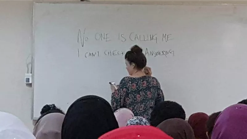 السفارة الأمريكية تنظم ندوة لطلاب ألسن جنوب الوادى