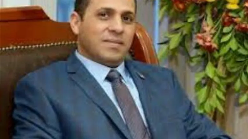 رئيس جامعة دمنهور يطلق مسابقة 