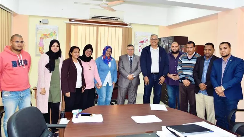 رئيس شركة مياه الشرب يستقبل وفد البنك الأفريقى