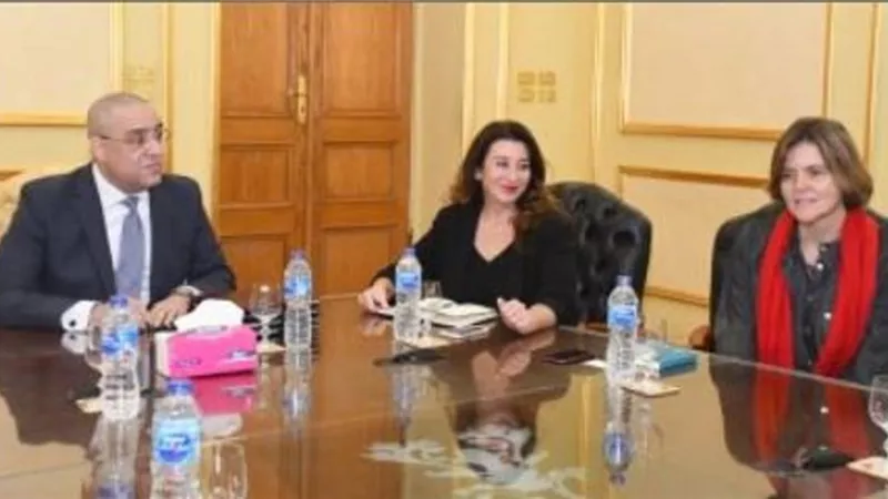الاسكان توقع اتفاقية مع الهابيتات لتنفيذ مشروع 