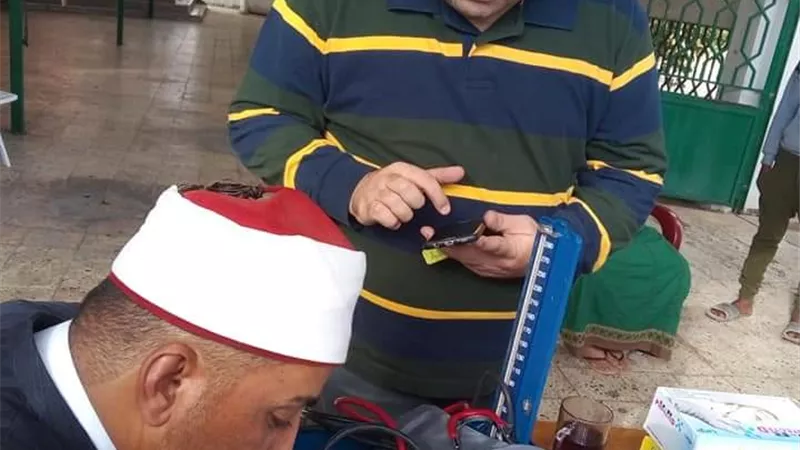 قوافل الكشف عن فيرس سي بمساجد العبور عقب صلاة الجمعة