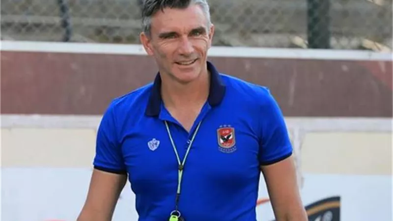 مفاجأة.. الكاف يرشح كارتيرون لجائزة أفضل مدرب فى إفريقيا