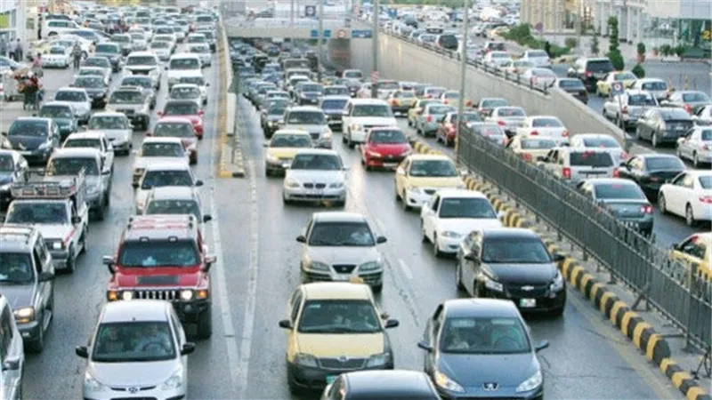 انتظام الحركة المرورية فى شوارع وميادين القاهرة