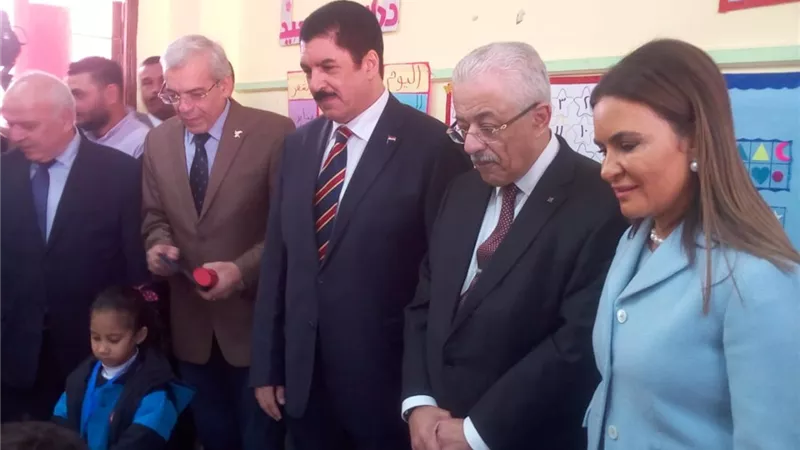 شوقى : نبذل جهودا كبيره لانجاح النظام التعليمى الجديد فى ظل قيادة الرئيس السيسى