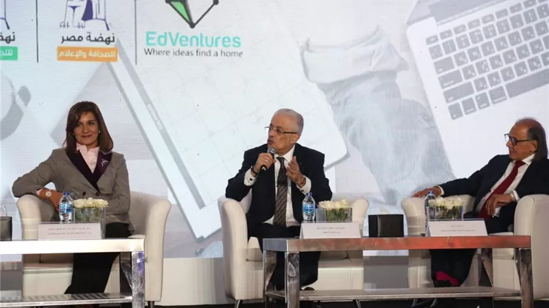 شوقى&colon; منظومة التعليم القديمة سببت للطلاب هيستريا¨ ونستهدف تدريبهم على الفهم