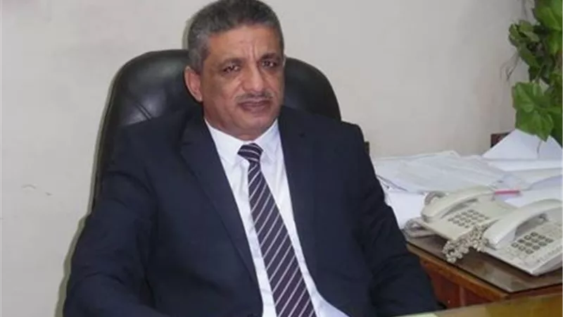 رصف واستكمال 6 طرق بأطوال 17.5 كم بالمنشاه بسوهاج
