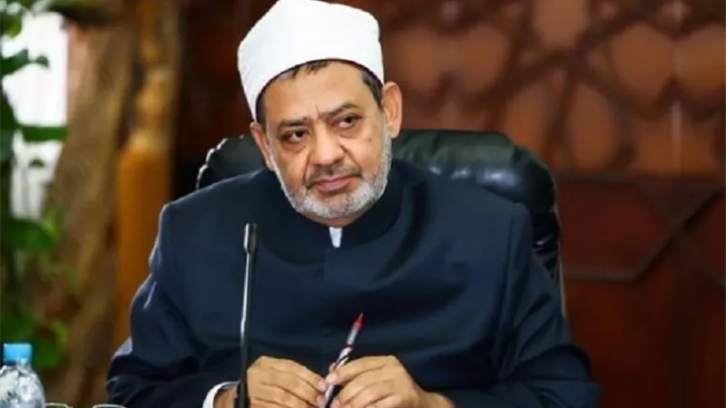 مواطن أمريكي يوجه رسالة شكر لأستاذ بطب الأزهر
