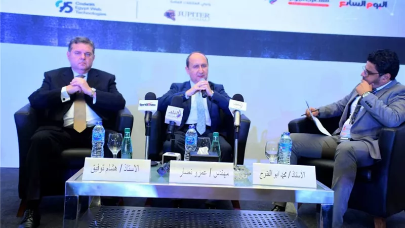 وزير التجارة والصناعة يفتتح القمة السنوية الخامسة لقطاع السيارات المصرى