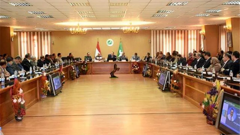 غراب : 308 ملايين لتمويل 16ألف مشروع قروضا من جهاز المشروعات خلال عام