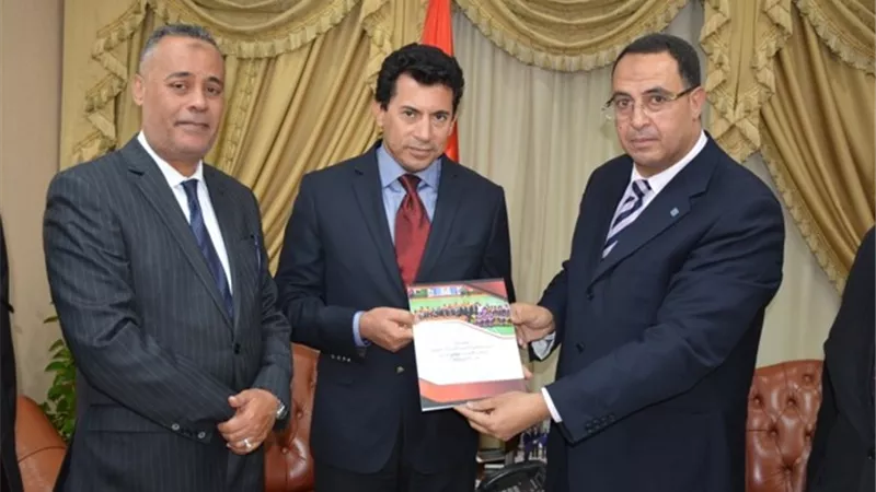 وزيرالرياضة يبحث التعاون مع مدير إدارة الشباب بجامعة الدول العربية