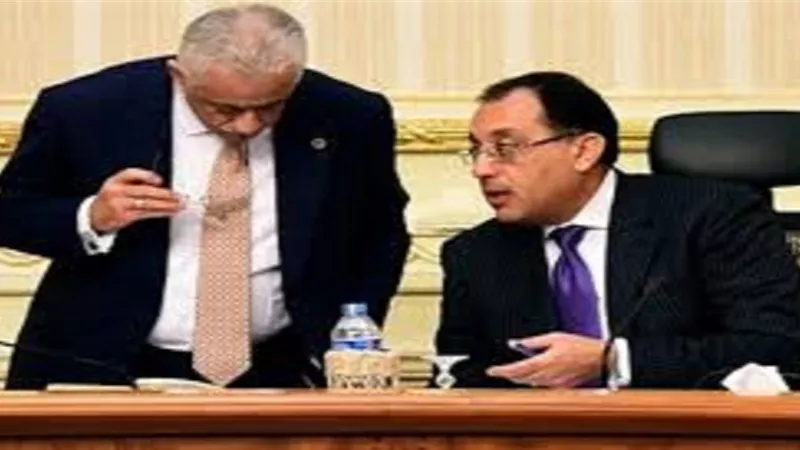 مدبولى يصدر قراراً بتحديد مهام واختصاصات نواب وزيري التربية والتعليم