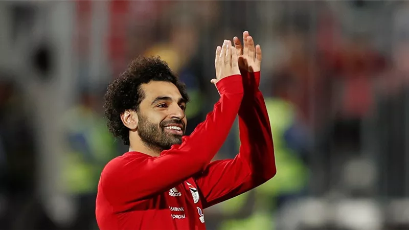 محمد صلاح يقود هجوم ليفربول أمام بيرنلى الليلة
