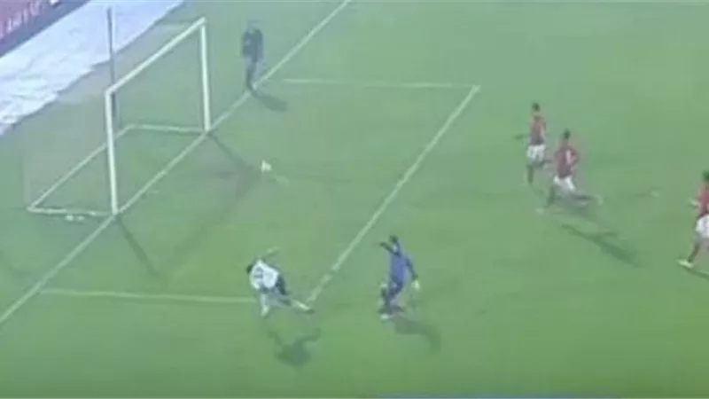محمد نادى يتقدم للجونة بالهدف الاول فى شباك الأهلى¨ فيديو