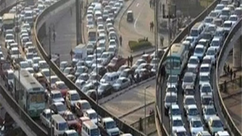 مرور الجيزة تغلق كوبرى أكتوبر لمدة 3 أيام للصيانة