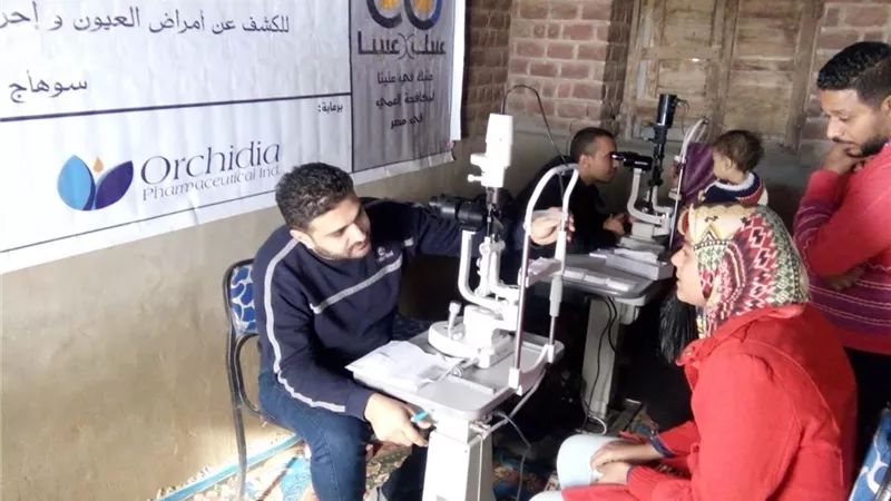 صناع الخير تجري الكشف على 13 ألف مواطن بالمجان خلال نوفمبر