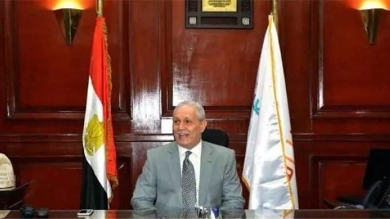 إحالة 240 موظفا بالأقصر للتحقيق لتغيبهم عن العمل دون سند قانونى