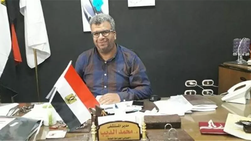 اصابة 13 شخص فى انقلاب سيارة بقنا