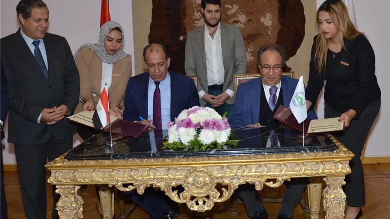 جامعة مصر للعلوم والتكنولوجيا توقع بروتوكول تعاون ثقافي وعلمي مع نادي قضاة مصر