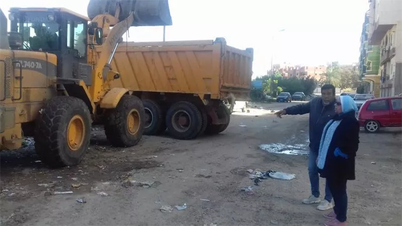 حي ثالث الإسماعيلية يواصل حملات النظافة