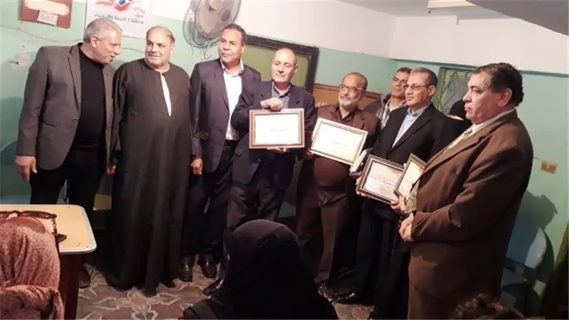 نقابة المعلمين بالشهداء تكرم فرحات وقنديل وخضر وسلامة