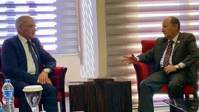 مباحثات مكثفة لوزير التجارة مع كبار المشاركين بمنتدى الاستثمار الافريقى