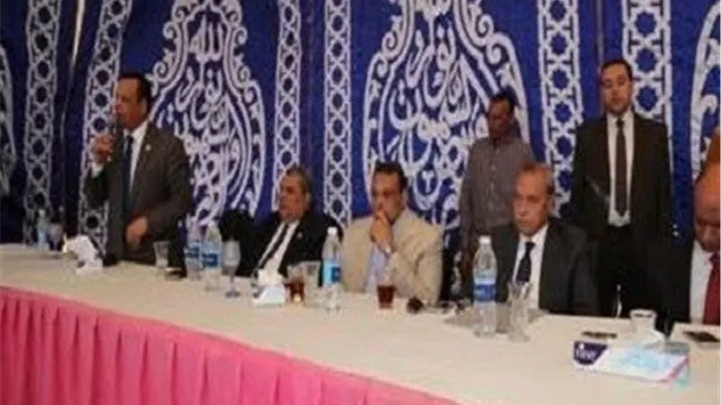 القوده تنهى الخصومة الثارية بين