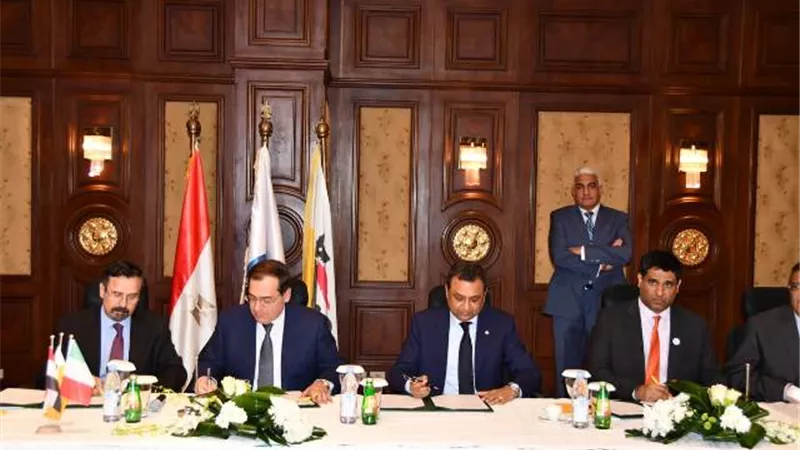 تفاصيل شراء شركتى 