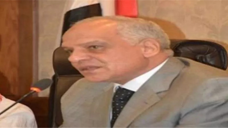 فى زيارة مفاجأة ..محافظ الجيزة يزور مستشفى أوسيم المركزى