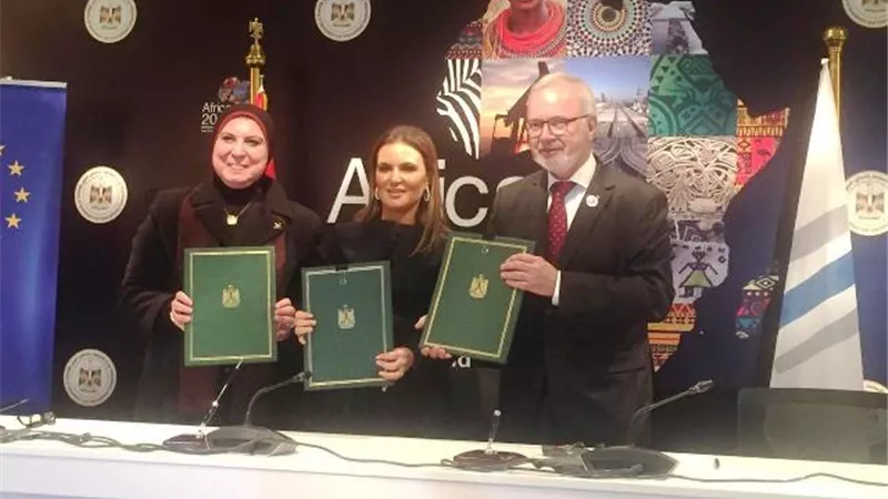 تنمية المشروعات يمول البنية الاساسية للمدارس والطرق بـ6محافظات