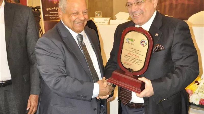 الجمعة¨ تكريم المفكر الكبير رجائى عطية