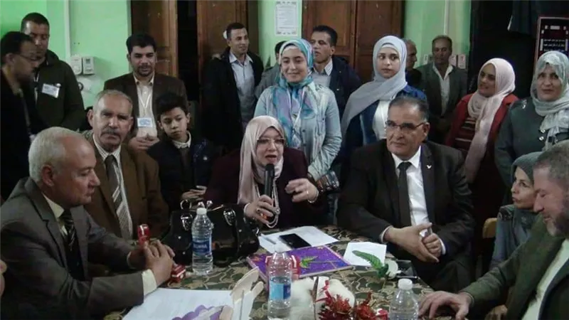 افتتاح المعرض التمهيدي للأيسف 