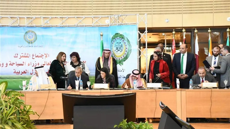 التخطيط توقع خطاب نوايا لدعم الشركات الناشئة ورواد الأعمال