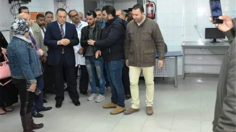 محافظ الشرقية يتفقد المركز الإقليمي لنقل الدم بالأحرار
