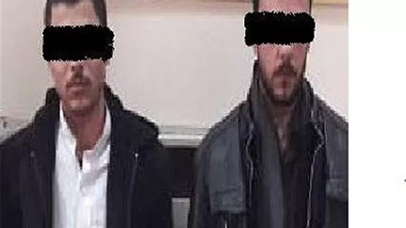 ضبط تاجرى مخدرات ببرج العرب بحوزتهما 24طربة حشيش