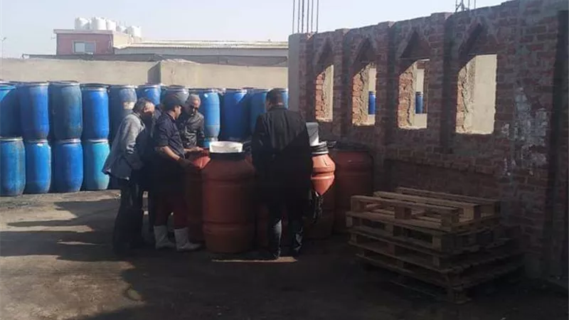 صحة الشرقية تضبط 2 طن أغذية وتعدم 300 كيلو