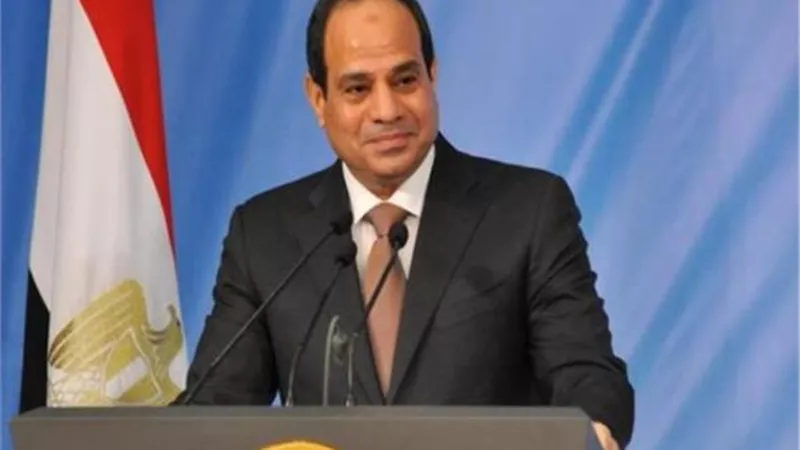 السيسى يتلقى اتصالاً هاتفياً من ولى عهد أبو ظبى لبحث عدد من الملفات