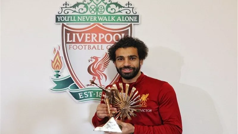 محمد صلاح ينتظر جائزة جديدة الليلة