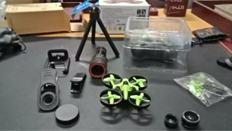 جمارك المطار ضبط طائرتى تجسس قادمين من أمريكا